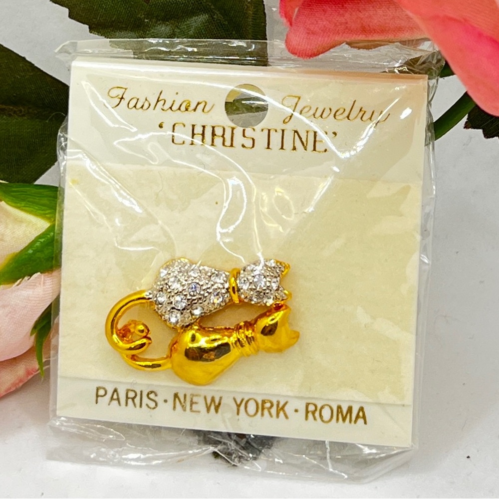 Christine Cat Lapel Pin Goldtone Rhinestones